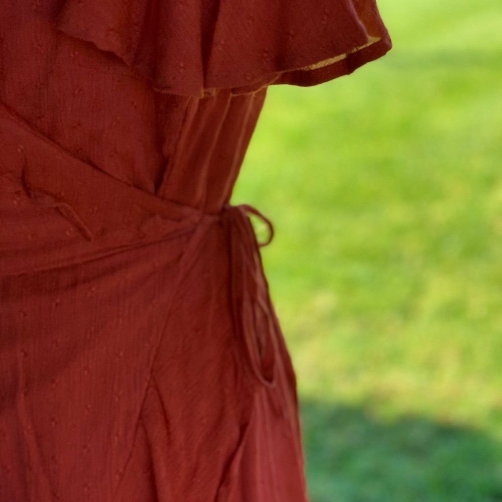 Dress - Picture 4 of 7